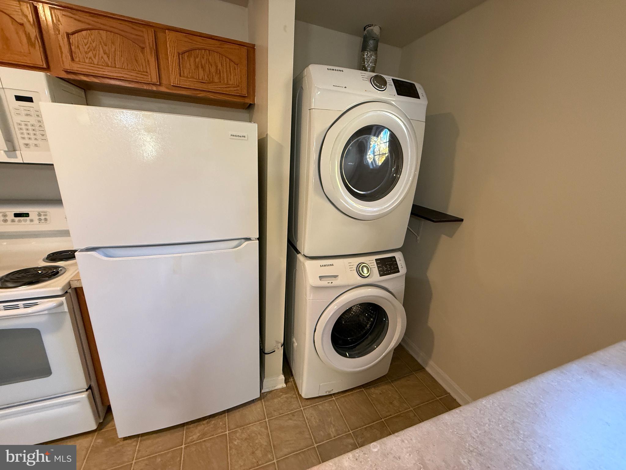 ELLA L. COX - Residential Lease