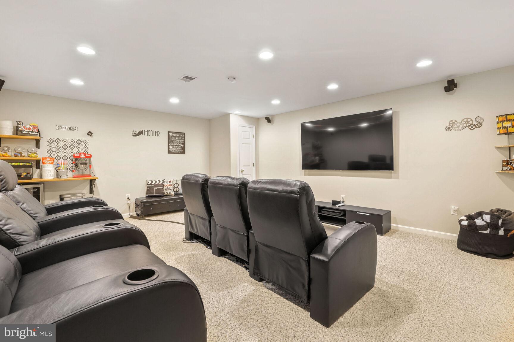 SWEEPSTAKES PARK - Residential