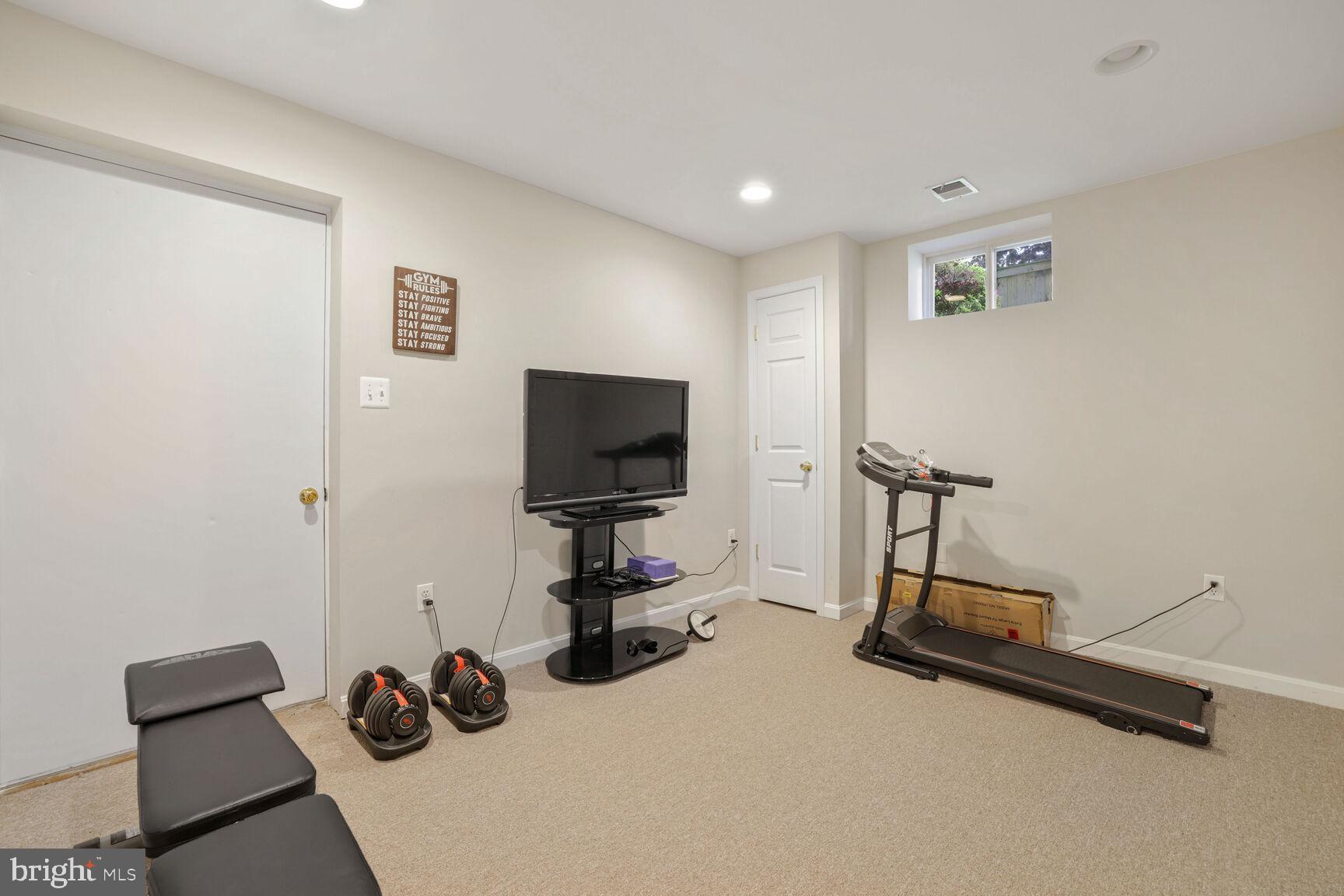 SWEEPSTAKES PARK - Residential