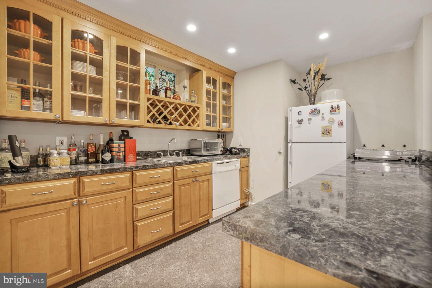 SWEEPSTAKES PARK - Residential