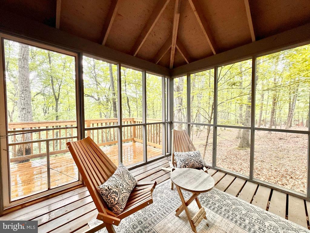 THE WOODS - Residential