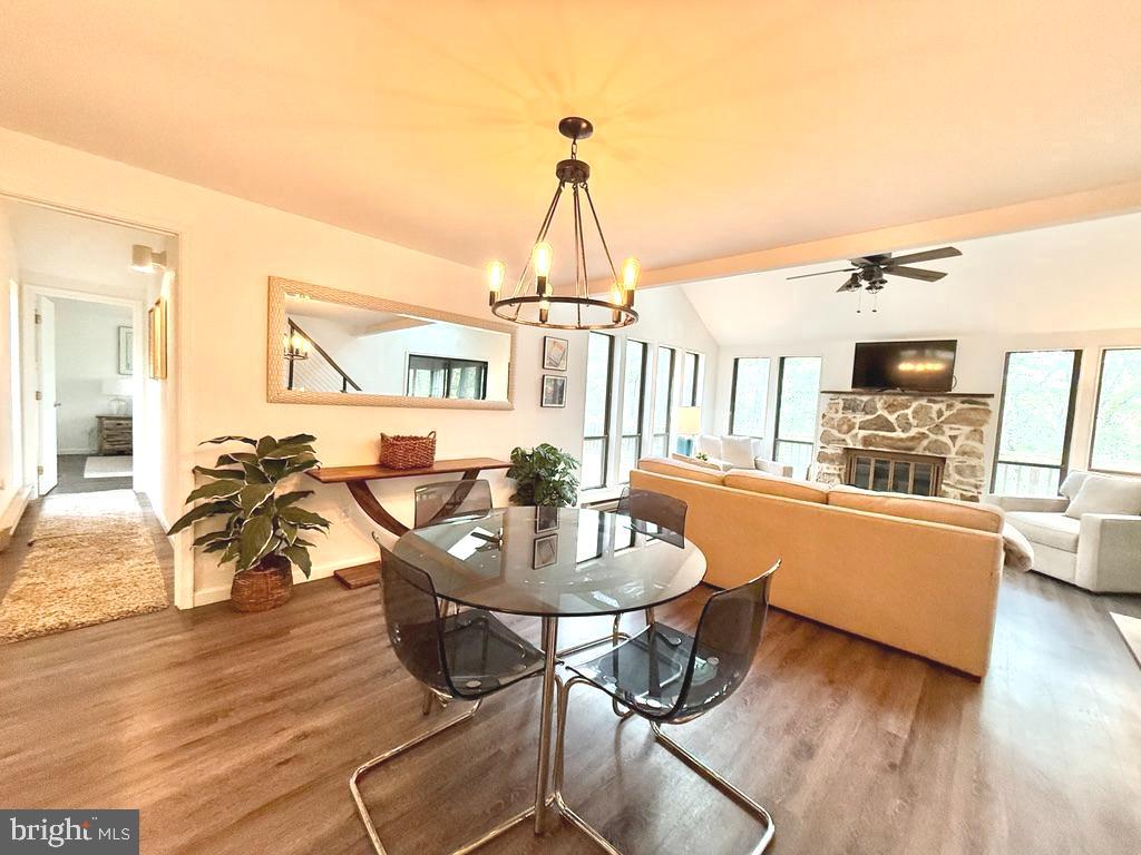 THE WOODS - Residential