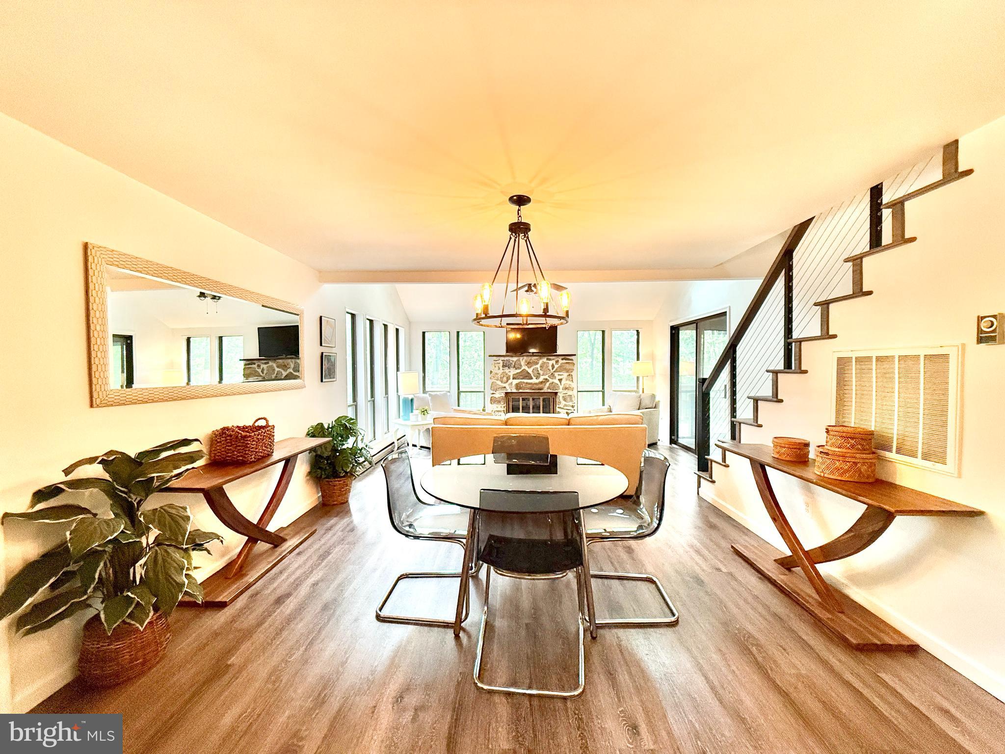 THE WOODS - Residential