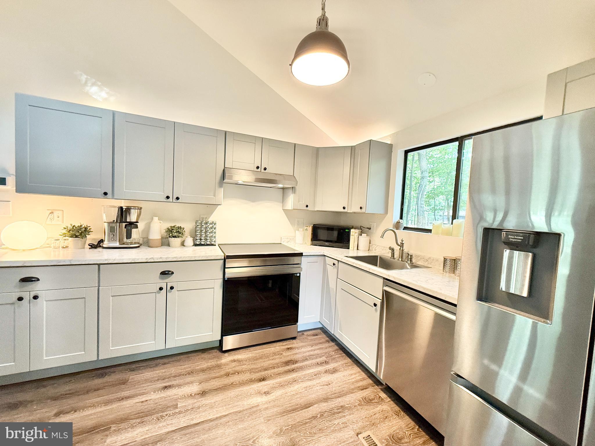 THE WOODS - Residential