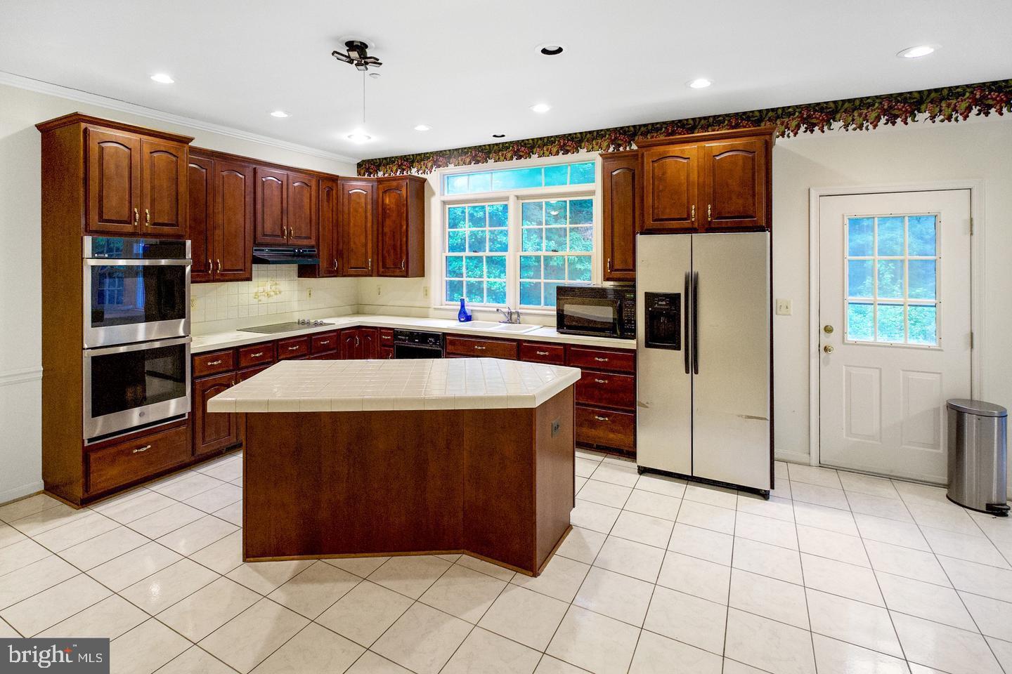 13814 W END FARM ROAD