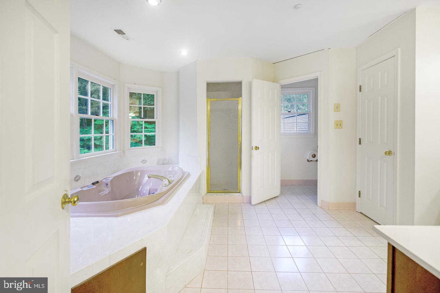 WEST END FARMS - Residential