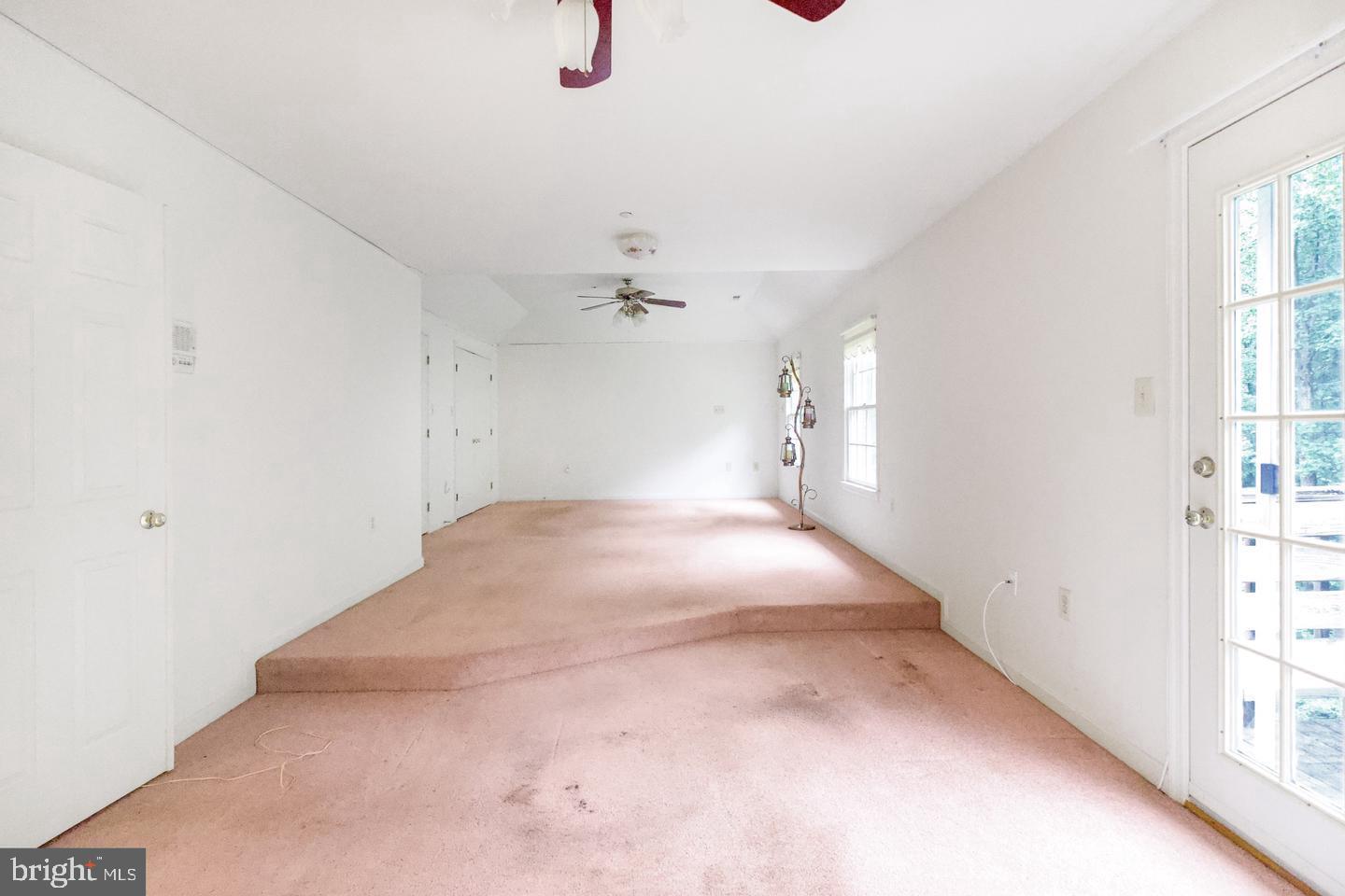 WEST END FARMS - Residential