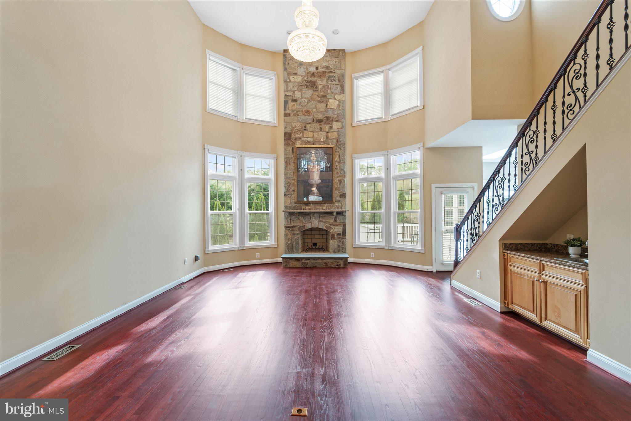 BEACON HILL - Residential