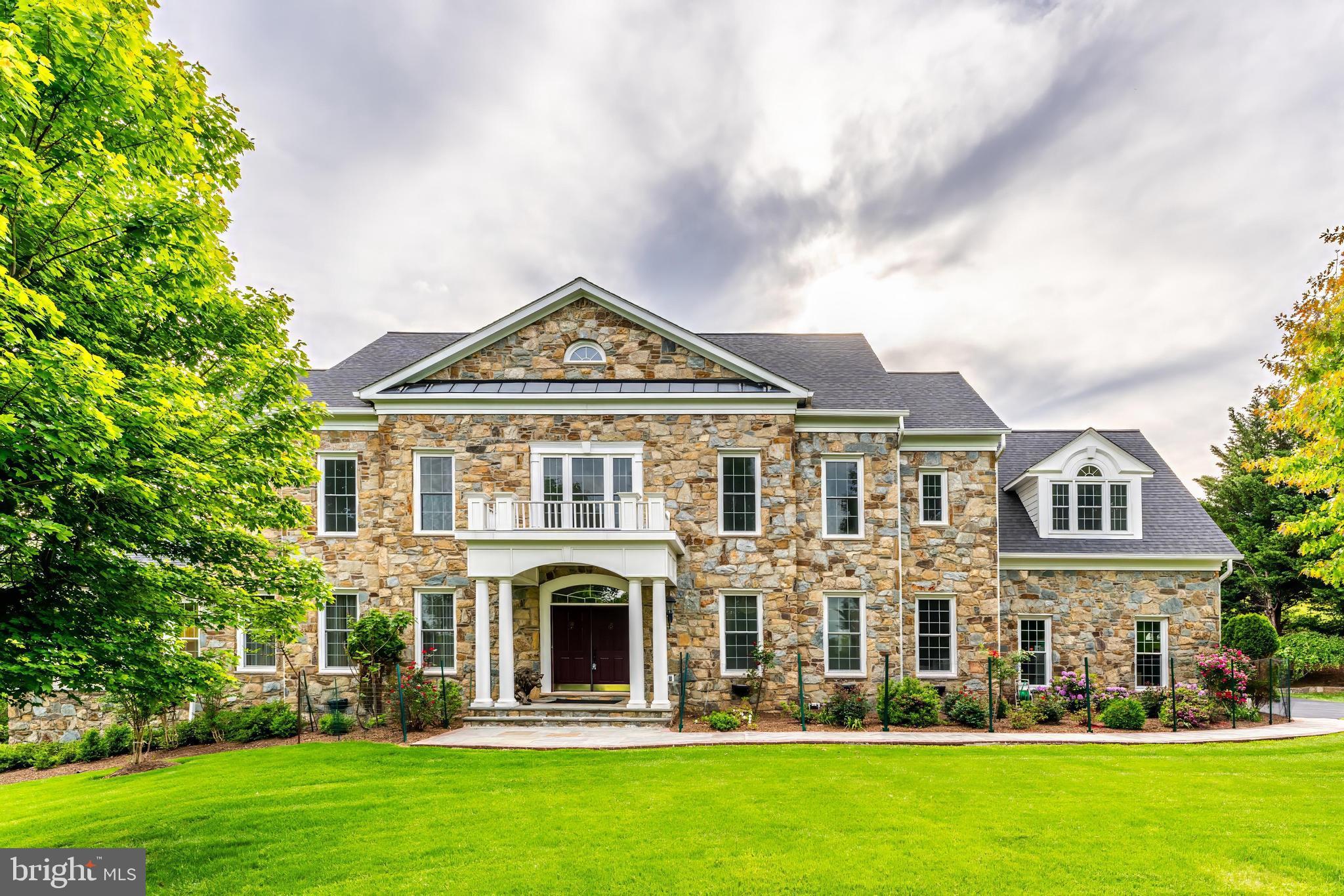 BEACON HILL - Residential