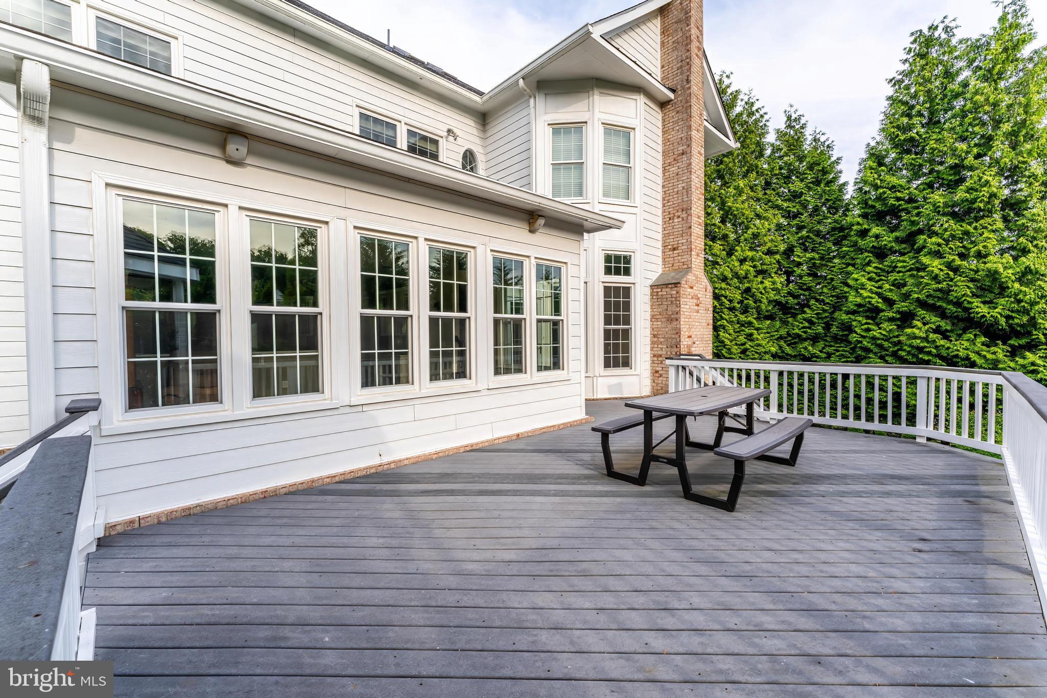 BEACON HILL - Residential