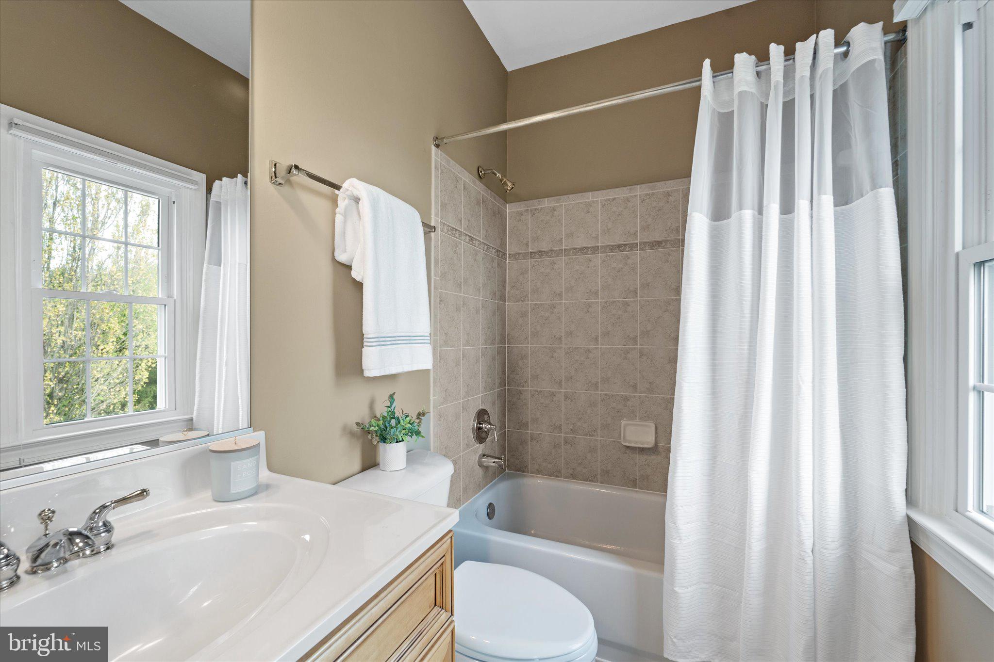 BEACON HILL - Residential