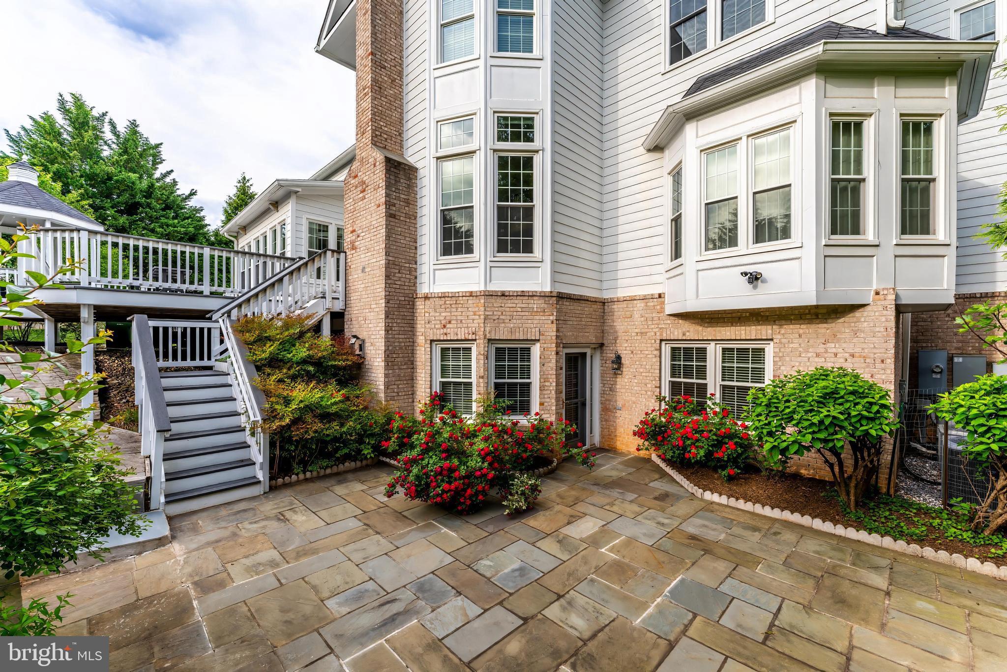 BEACON HILL - Residential