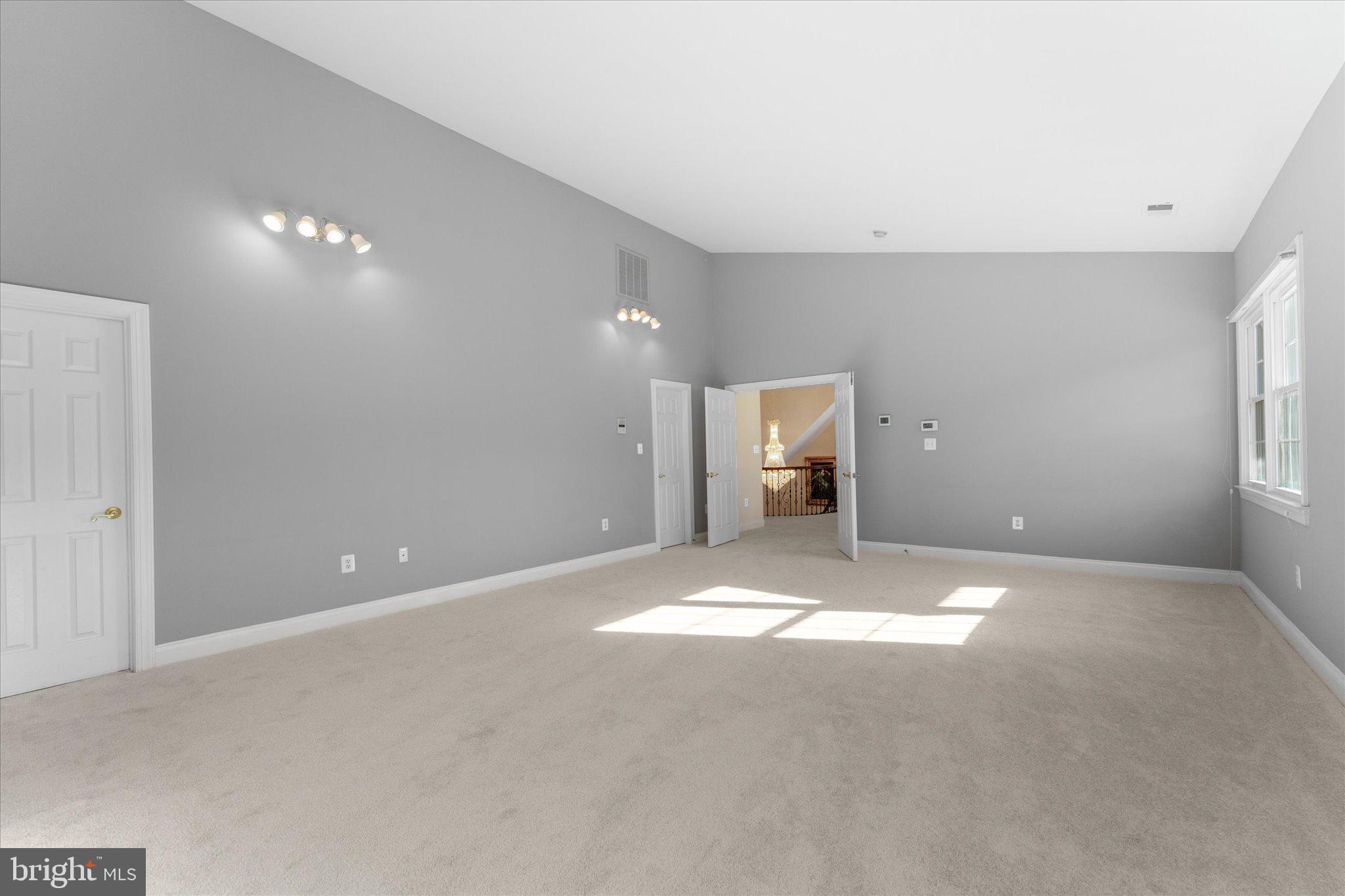 BEACON HILL - Residential