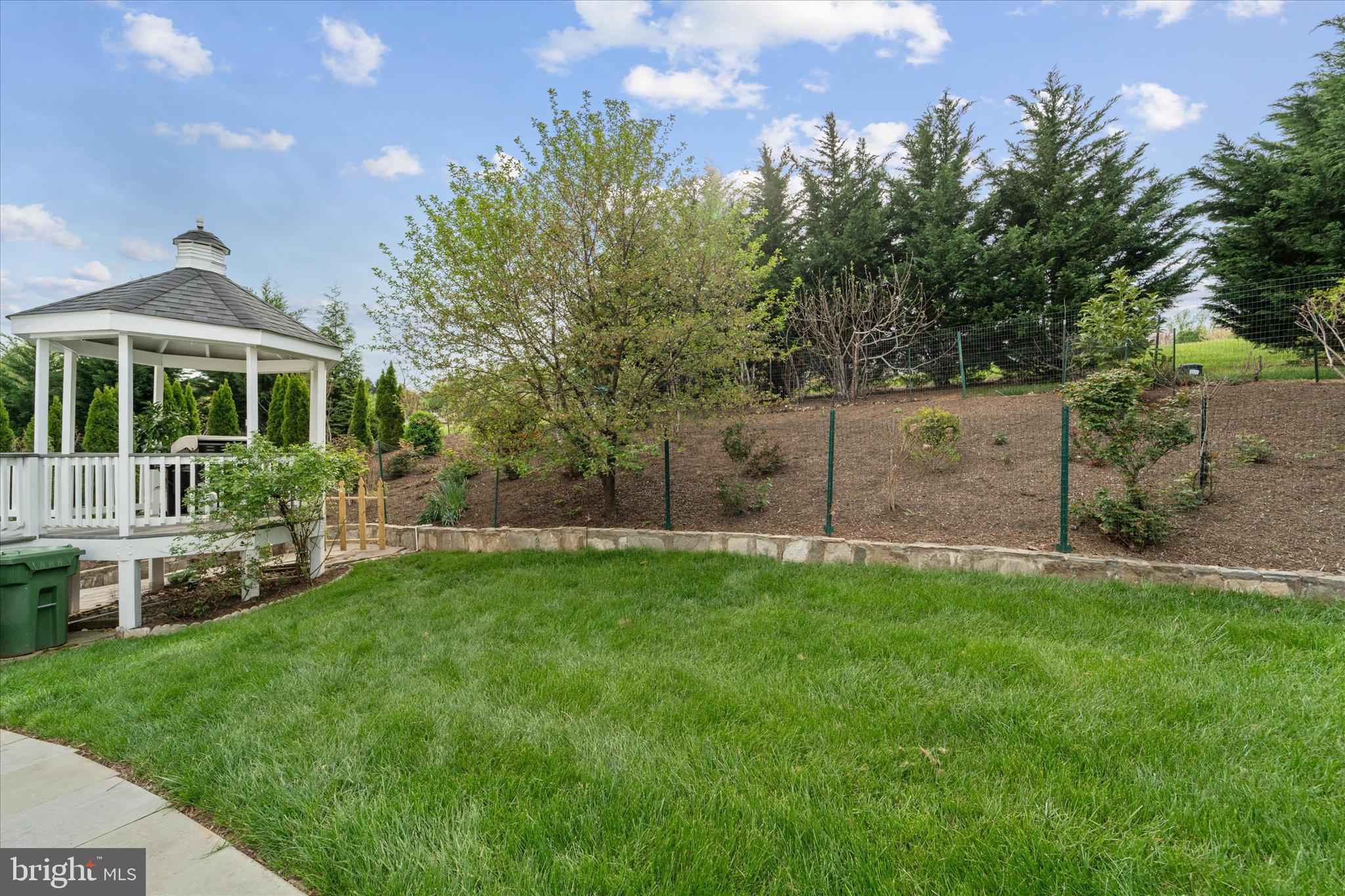 BEACON HILL - Residential