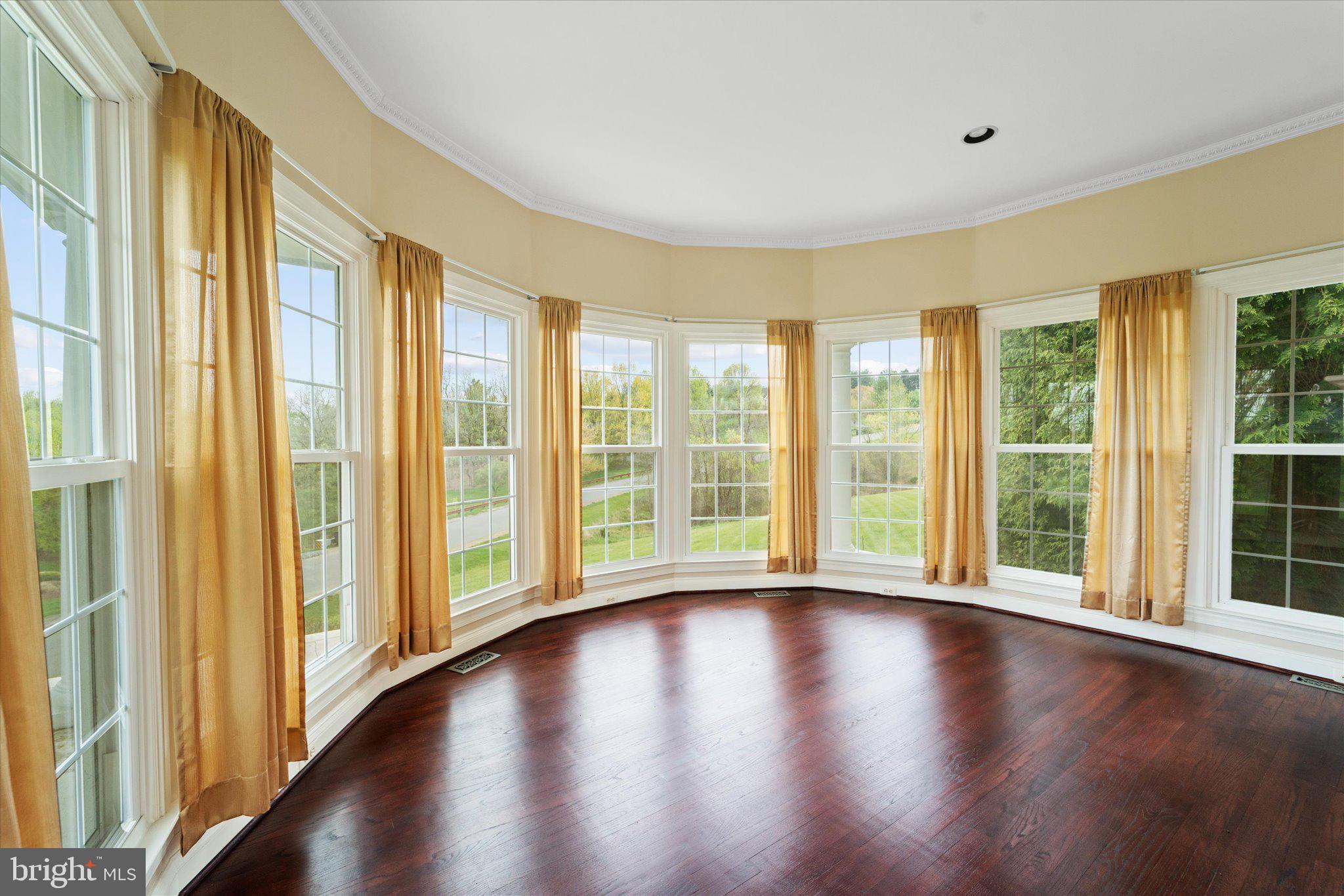 BEACON HILL - Residential