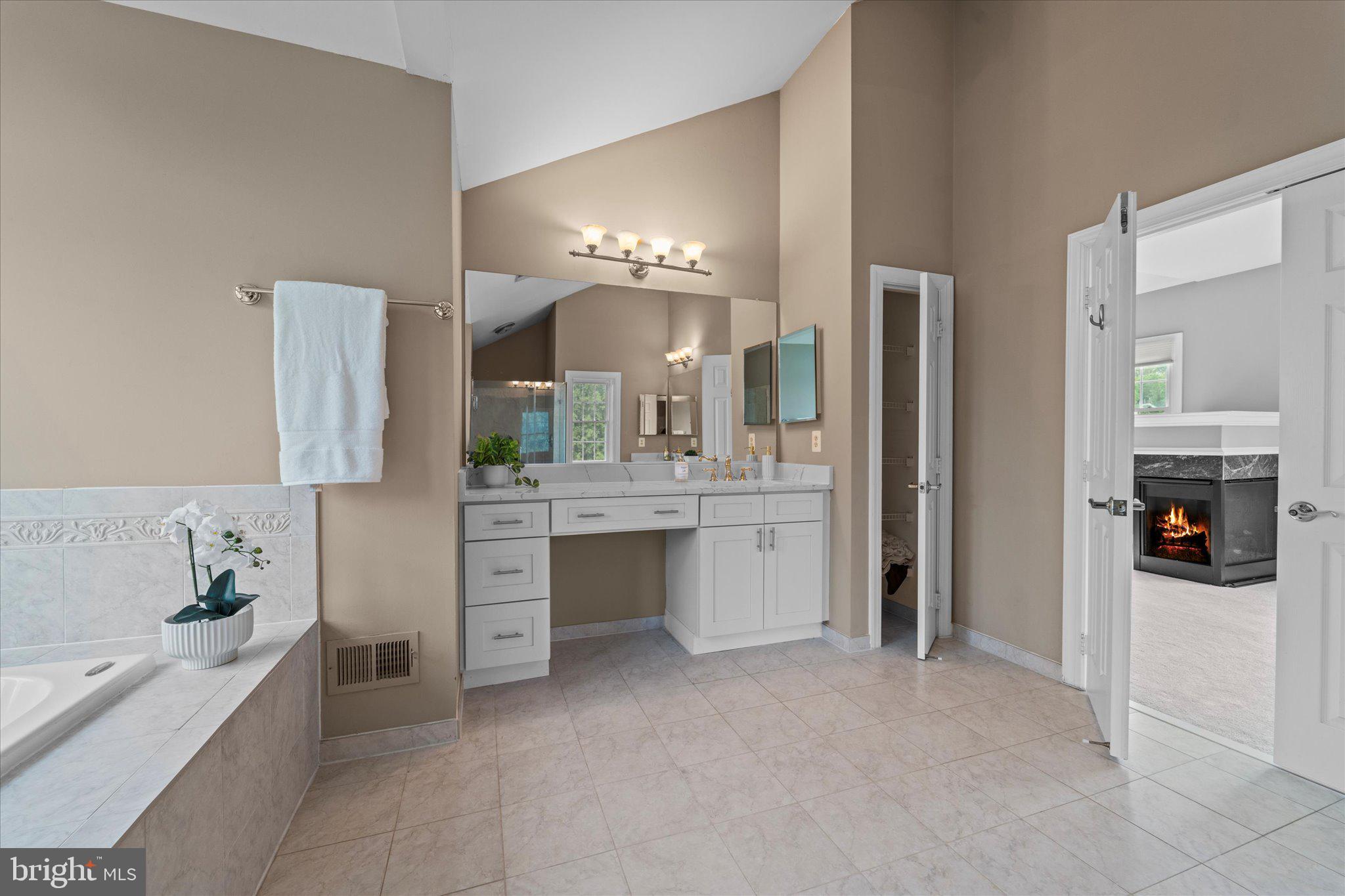 BEACON HILL - Residential