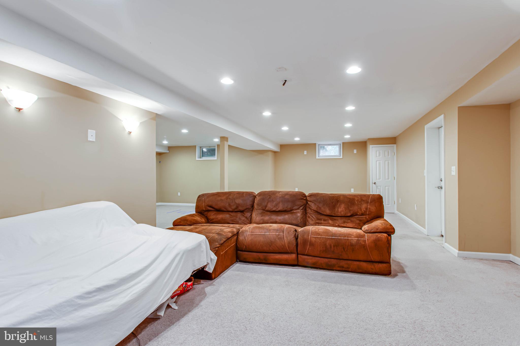 ASHFORD - Residential