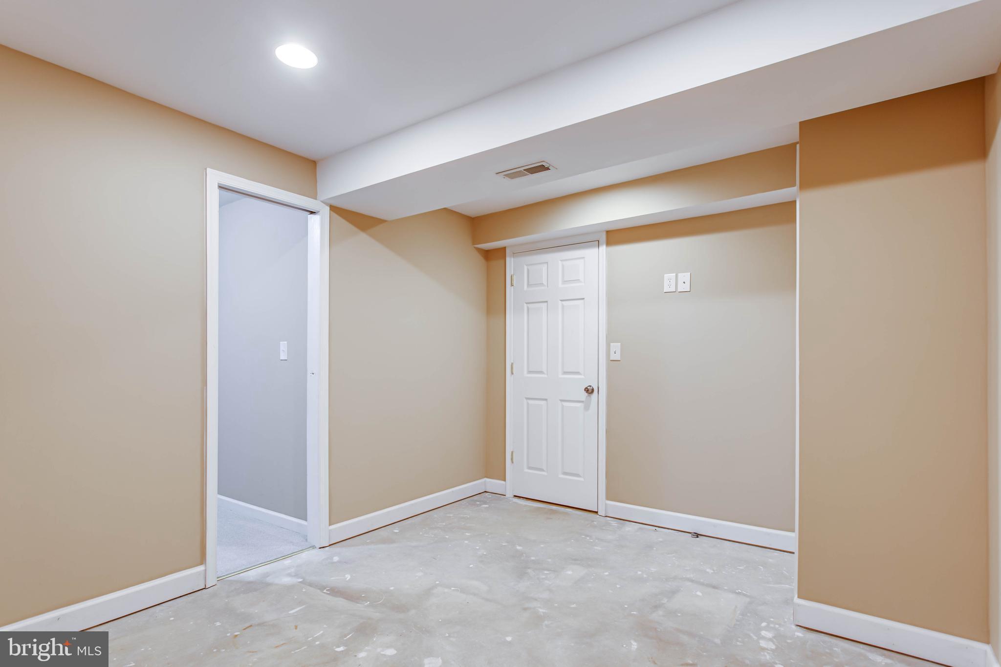 ASHFORD - Residential