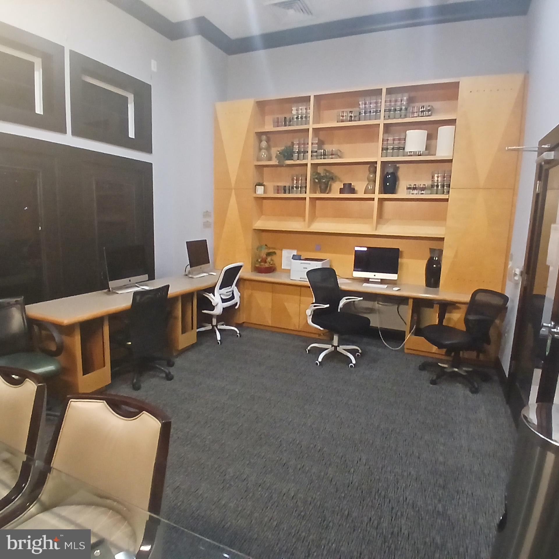 FAIRFAX RIDGE CONDOS - Residential Lease