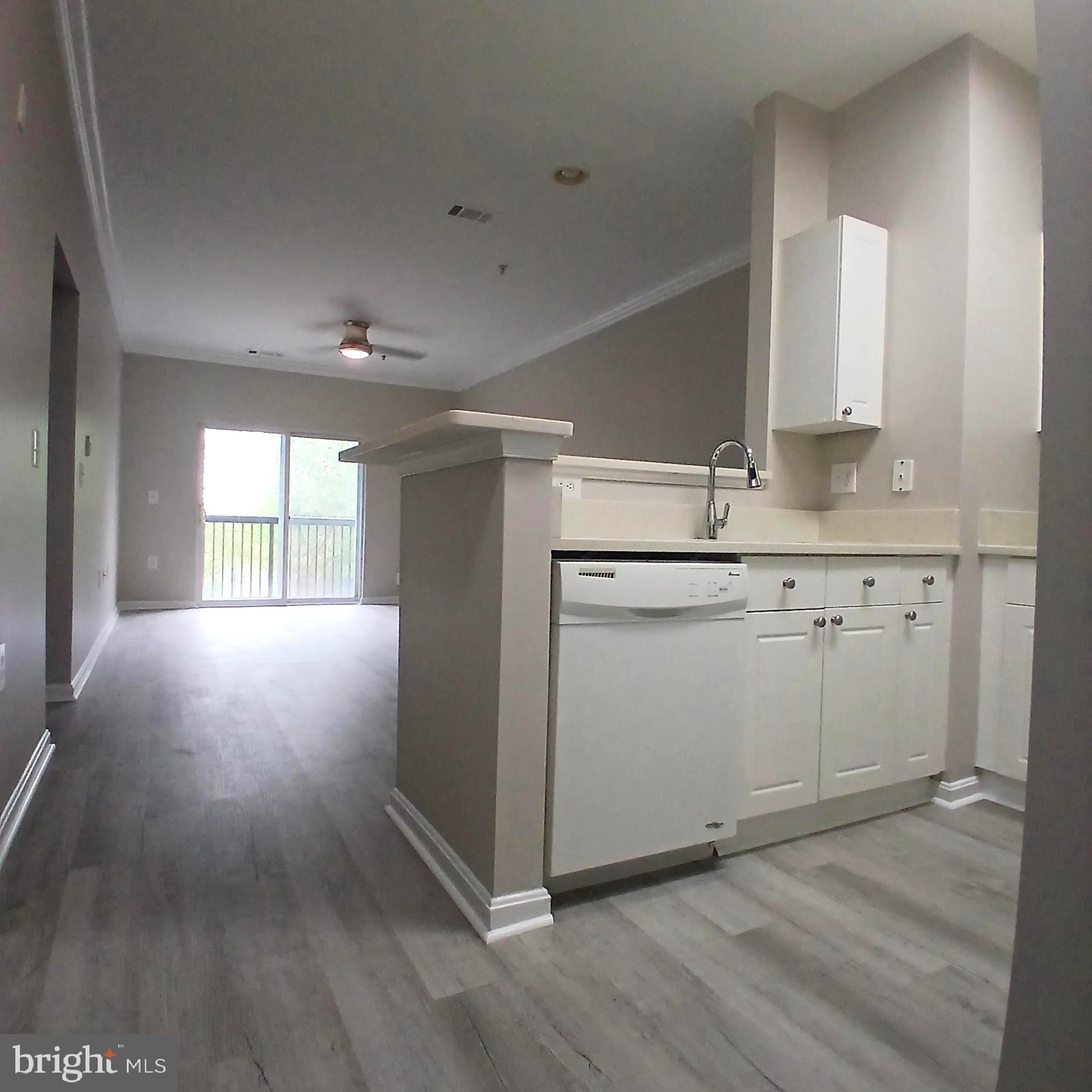 FAIRFAX RIDGE CONDOS - Residential Lease