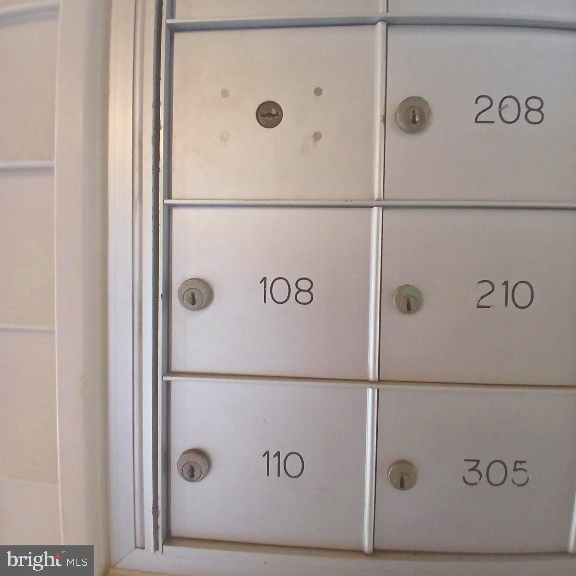 FAIRFAX RIDGE CONDOS - Residential Lease