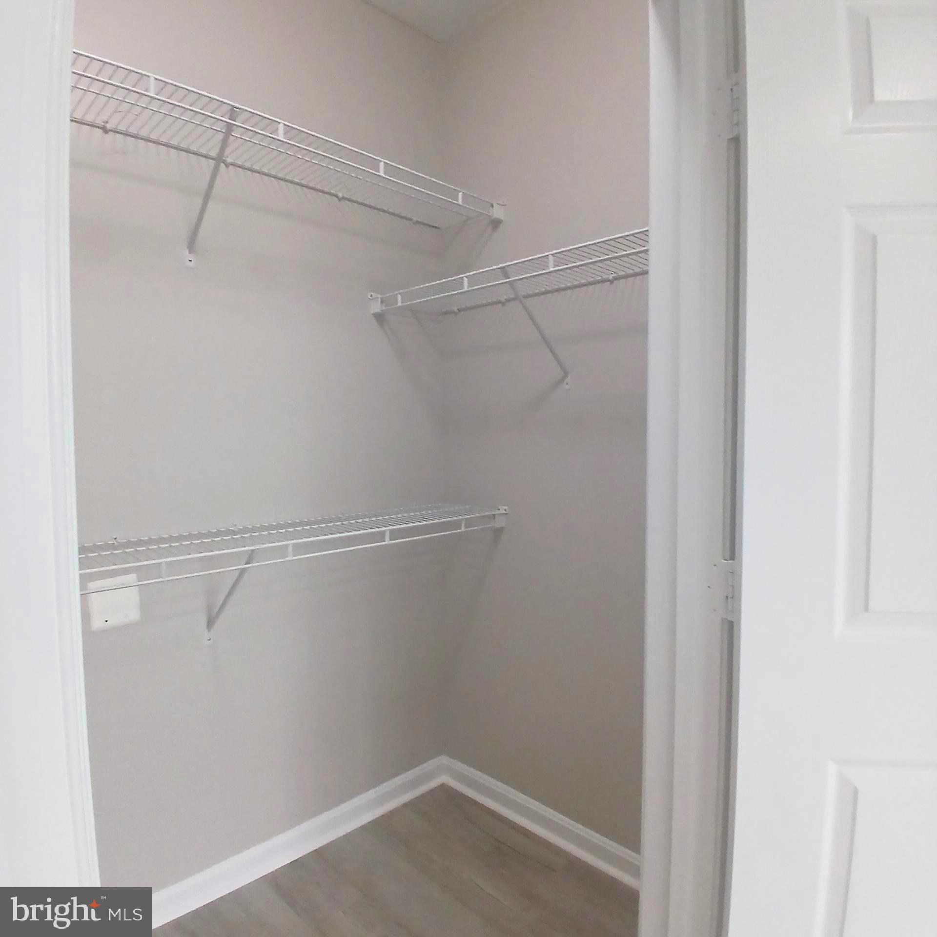 FAIRFAX RIDGE CONDOS - Residential Lease