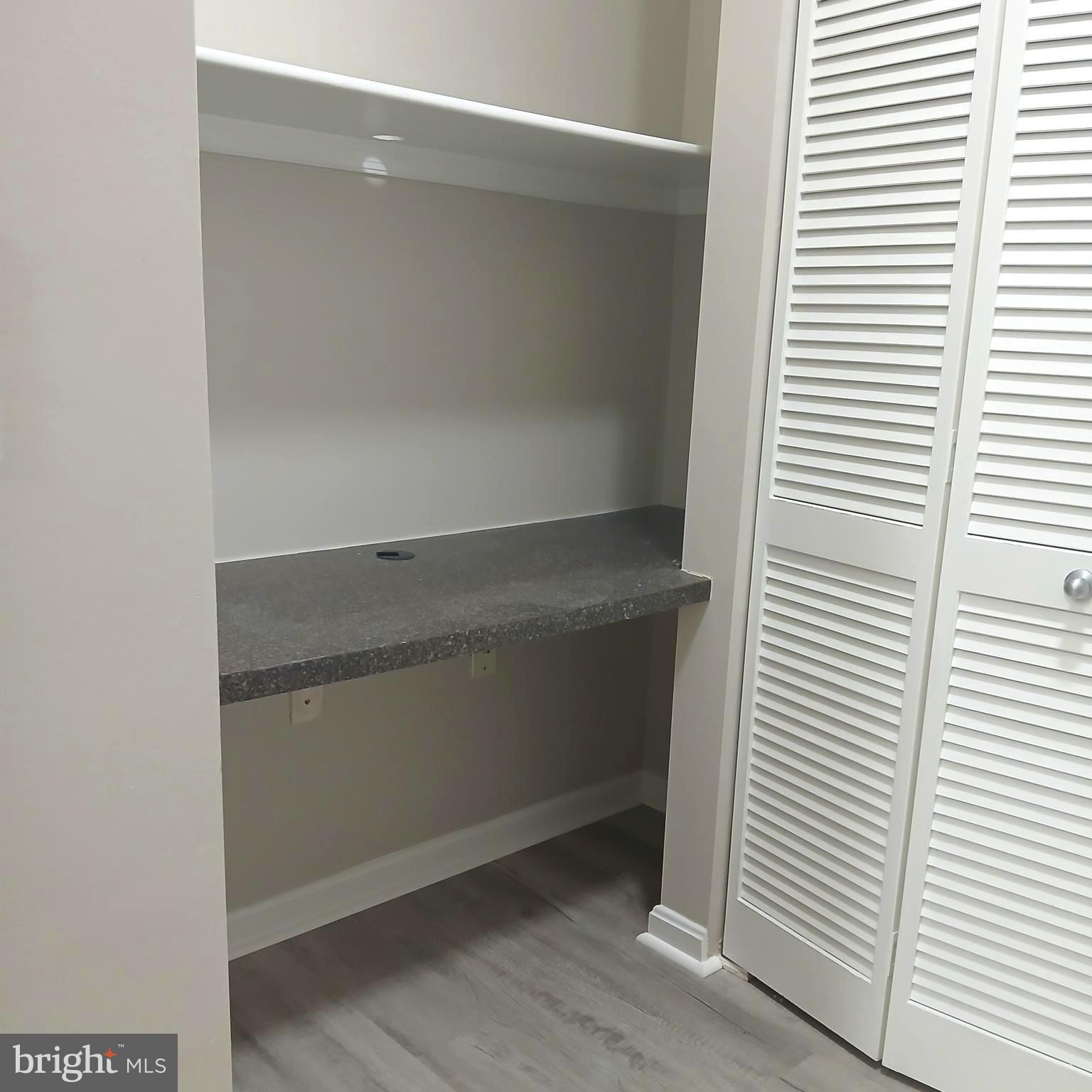 FAIRFAX RIDGE CONDOS - Residential Lease