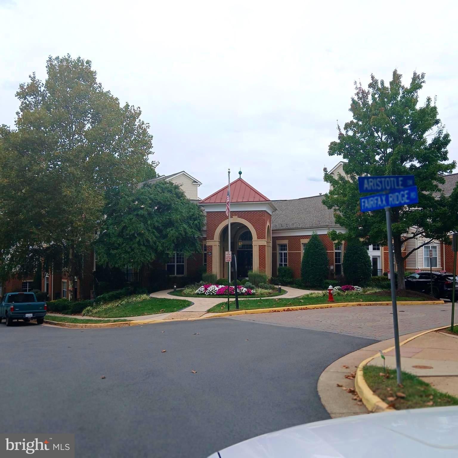 FAIRFAX RIDGE CONDOS - Residential Lease