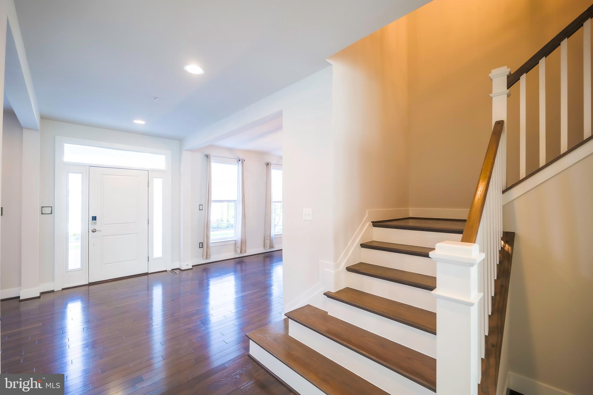 TWO RIVERS - Residential