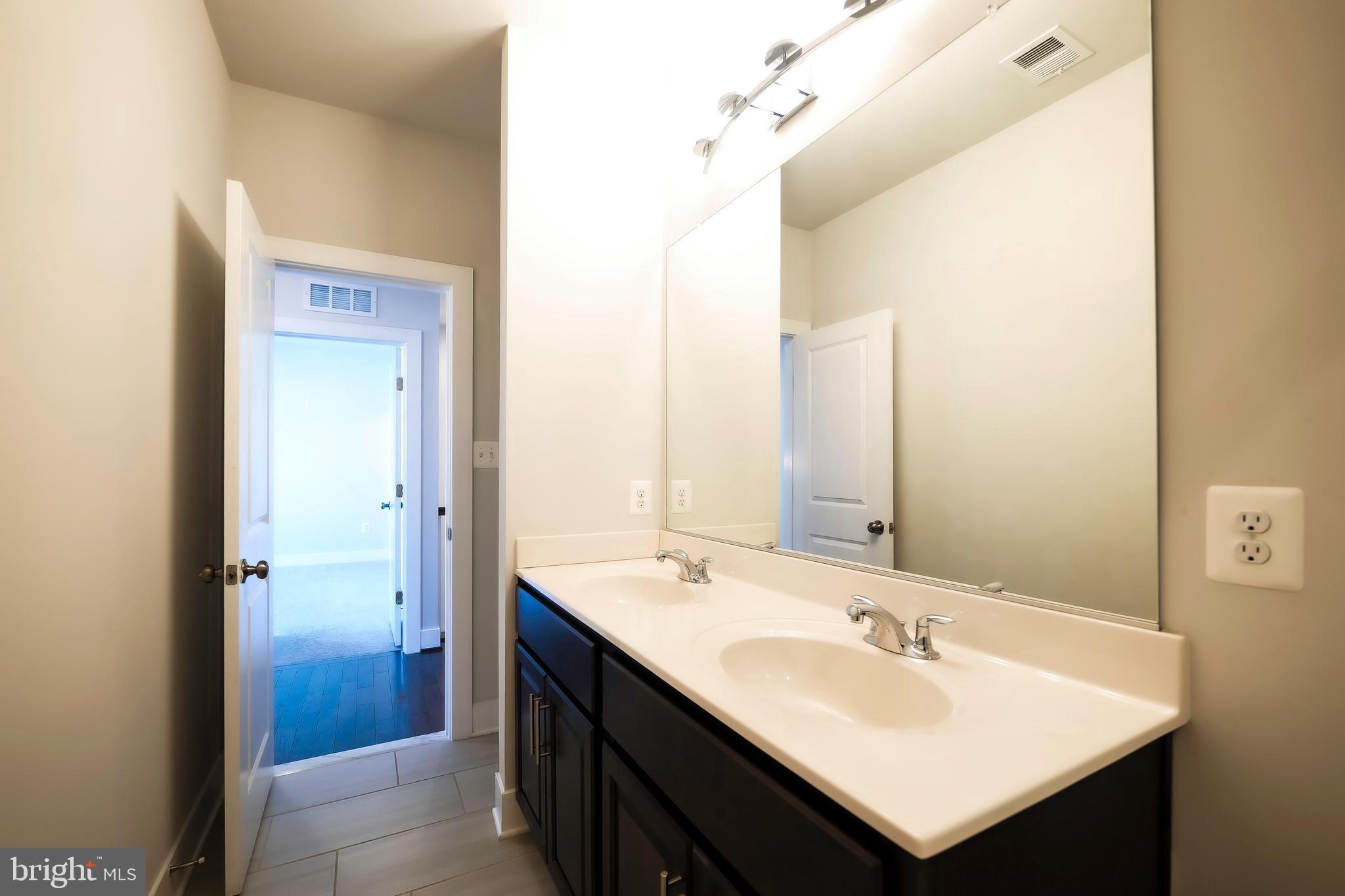 TWO RIVERS - Residential