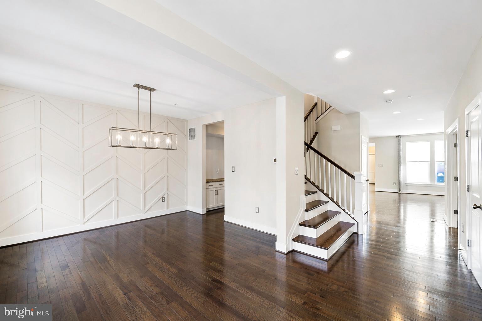 TWO RIVERS - Residential