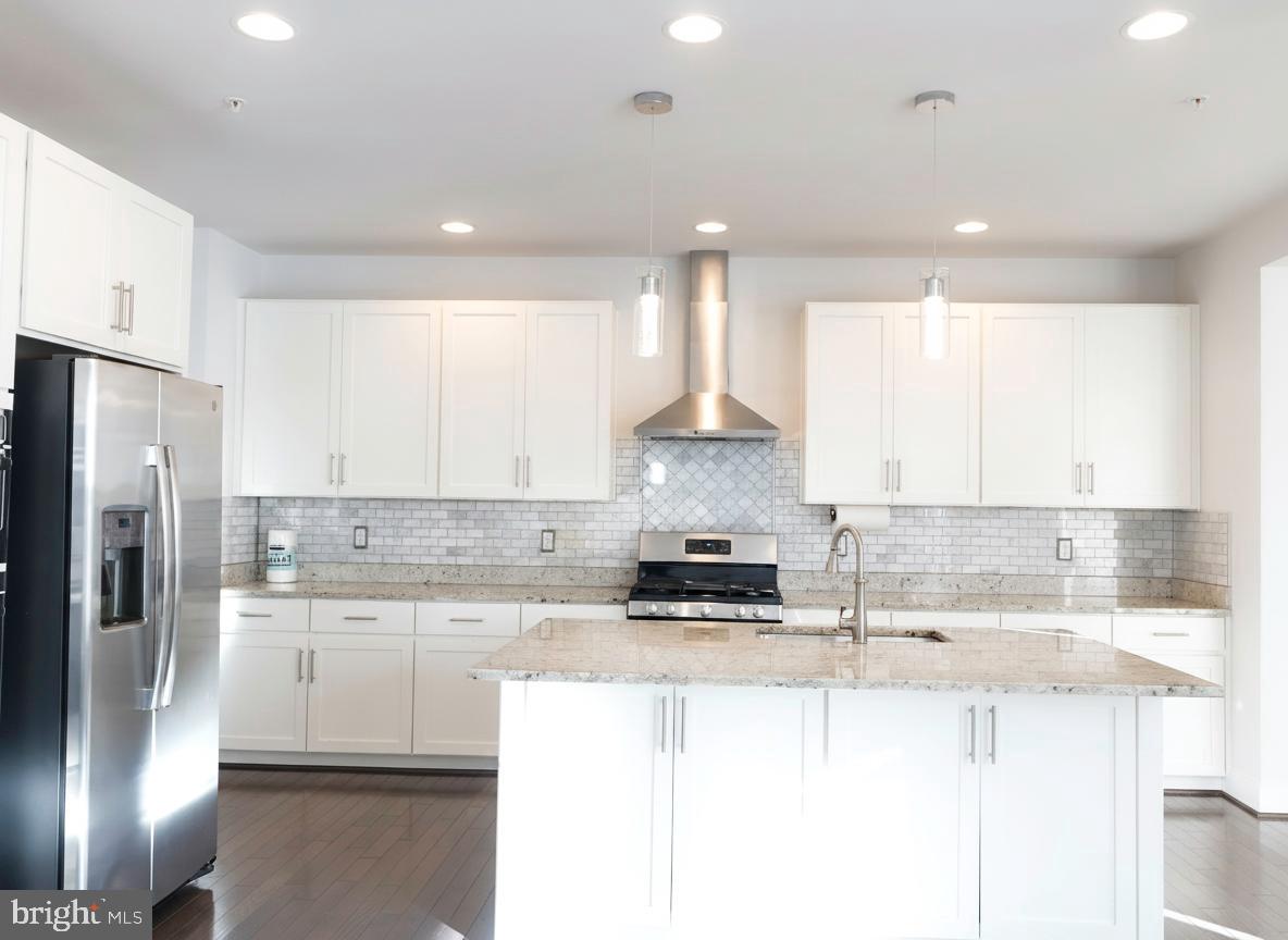 TWO RIVERS - Residential