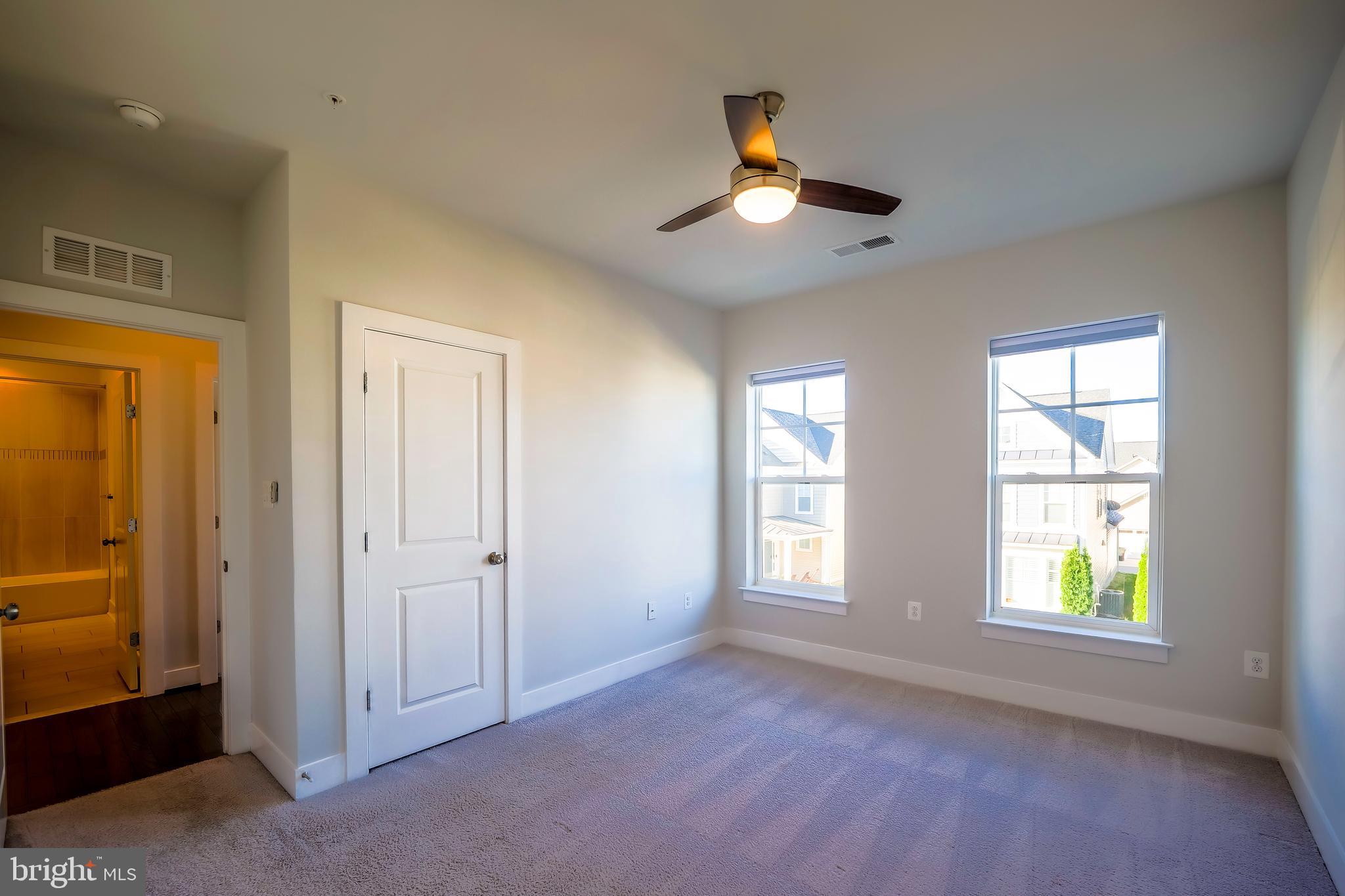 TWO RIVERS - Residential