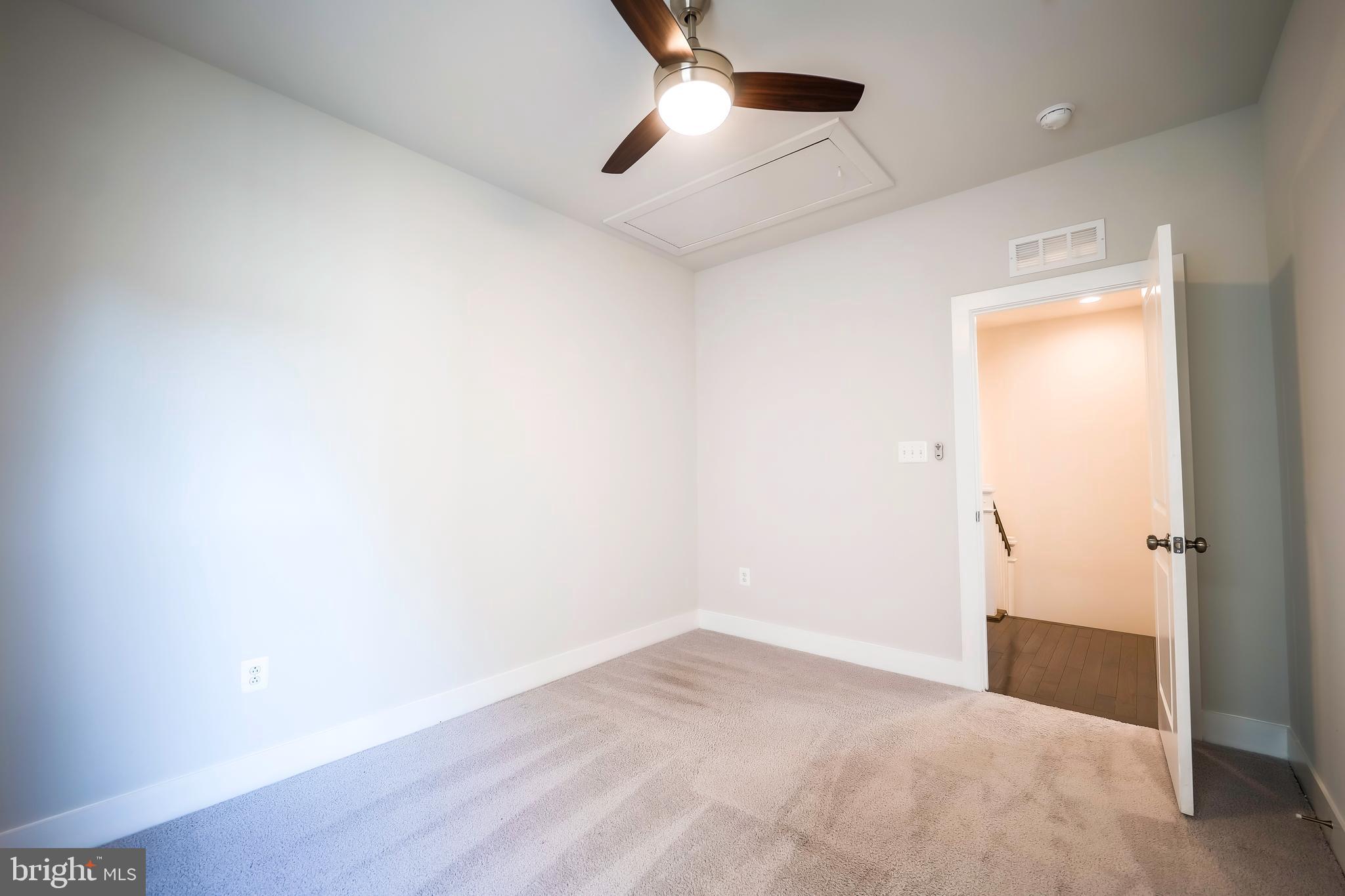 TWO RIVERS - Residential