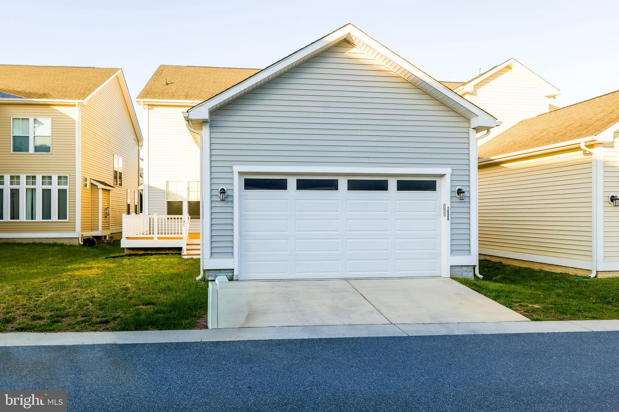 TWO RIVERS - Residential