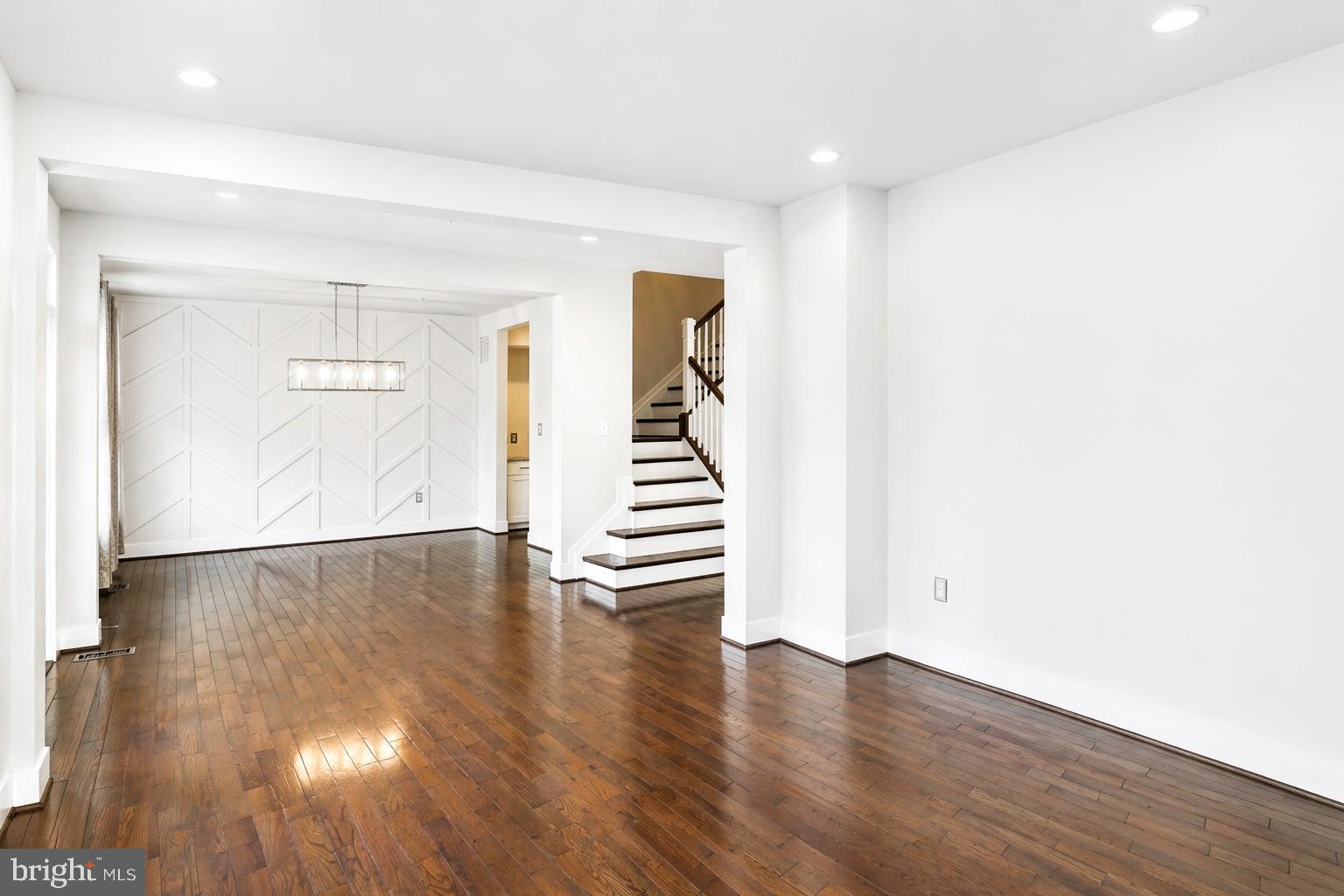 TWO RIVERS - Residential