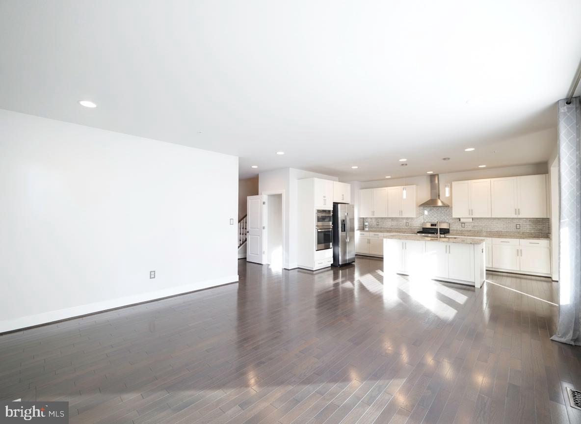 TWO RIVERS - Residential