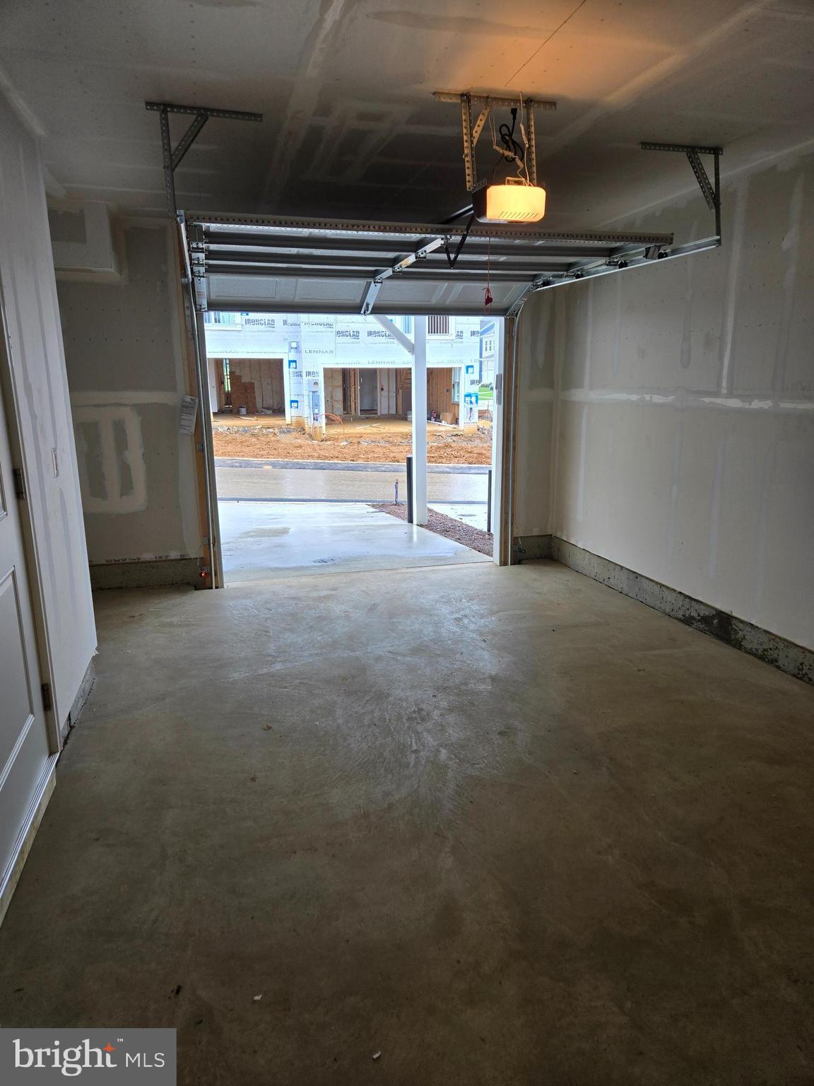 SHENANDOAH SPRINGS - Residential Lease