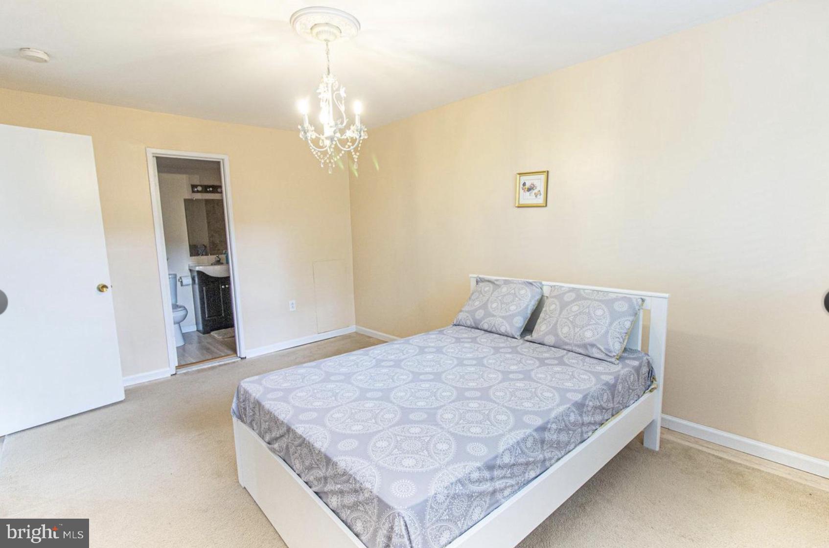 TIMBERLANE VILLAGE GARDEN CONDOMINIUMS - Residential