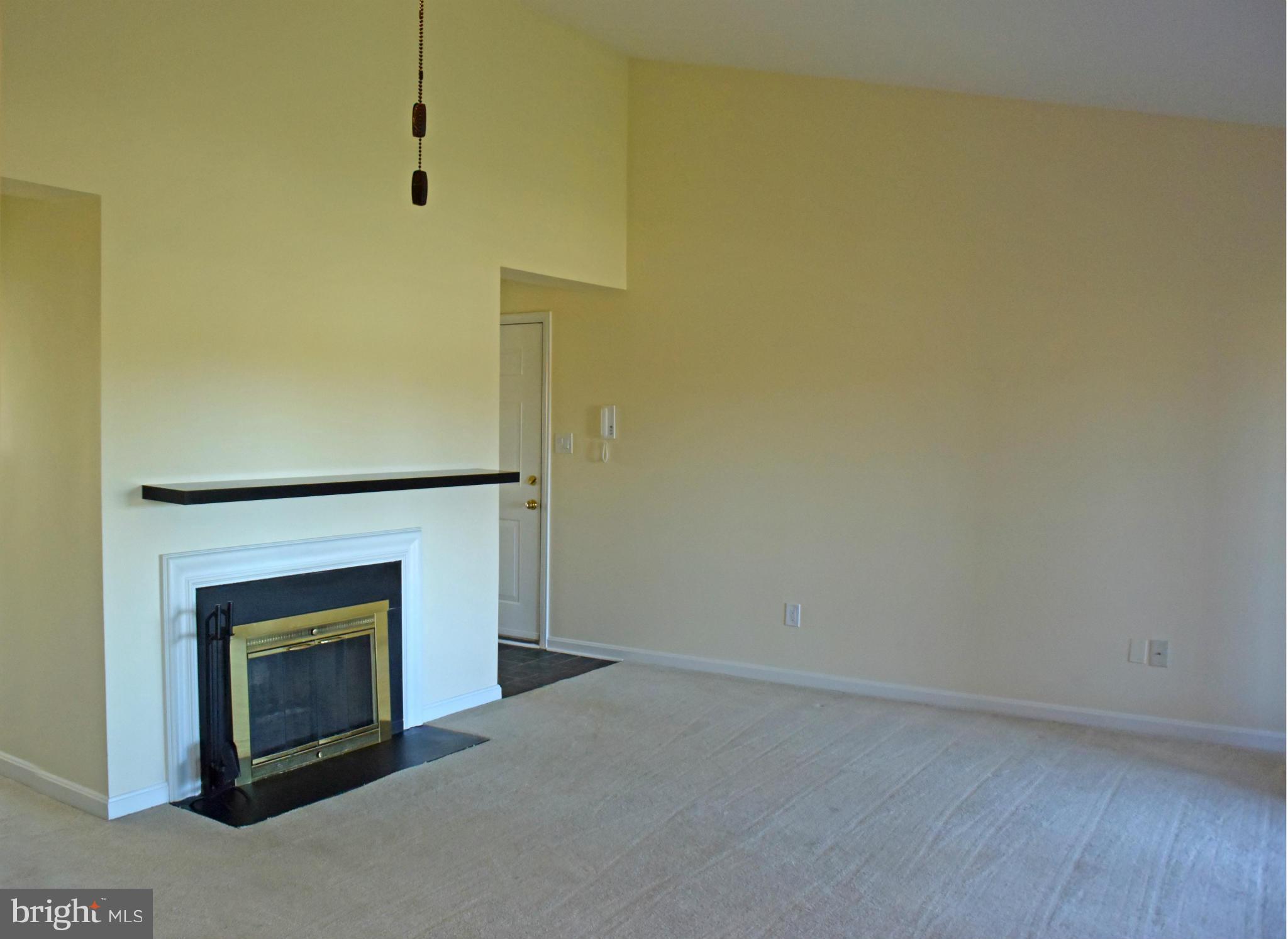 OLD TOWN - Residential Lease