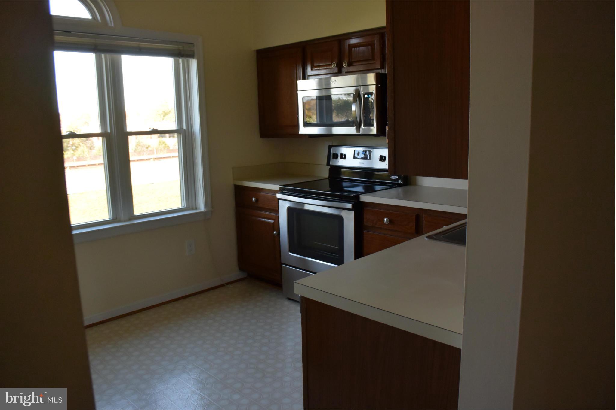 OLD TOWN - Residential Lease