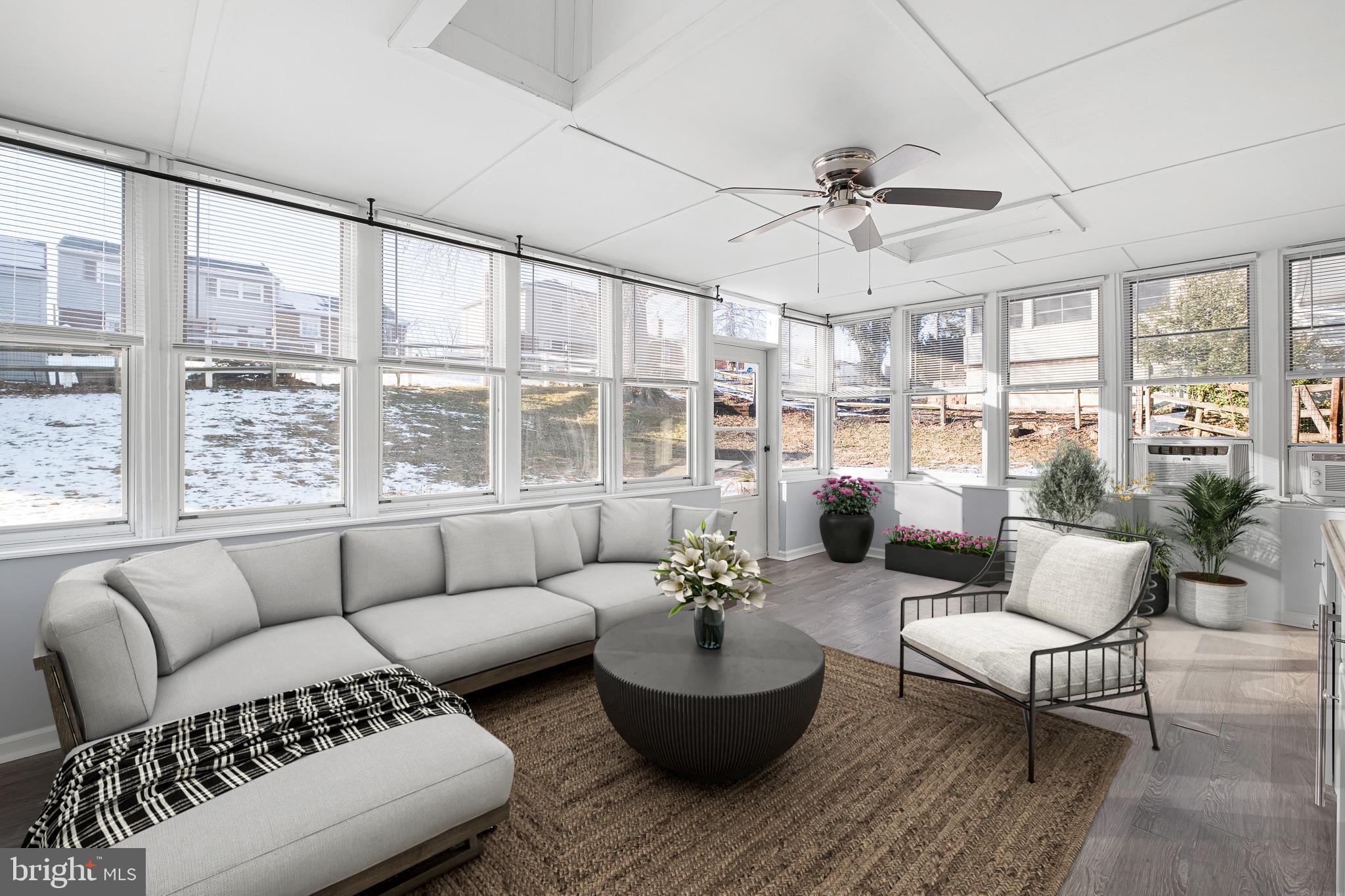 ARUNDEL - Residential