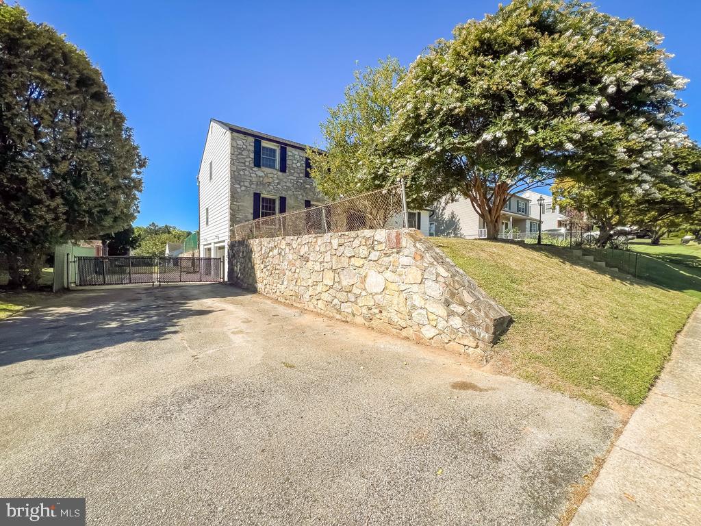 ROLLING GREEN - Residential