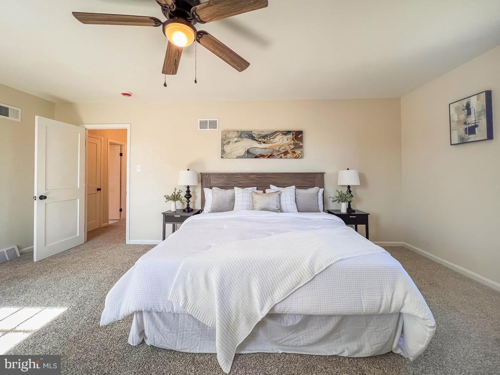 ROLLING GREEN - Residential