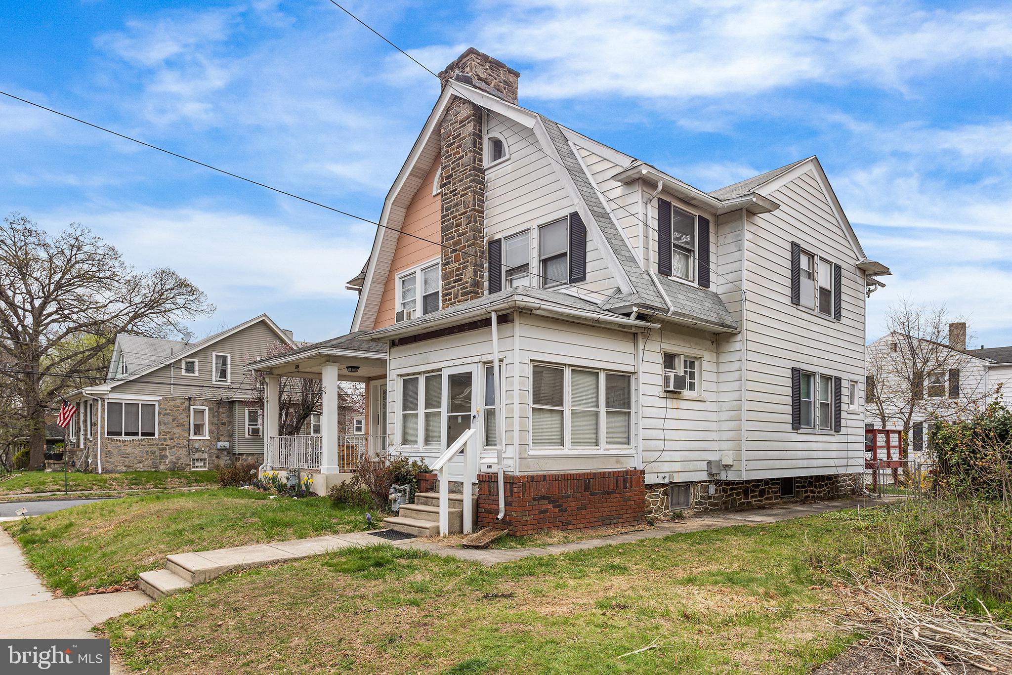 523 COLLINGDALE AVENUE