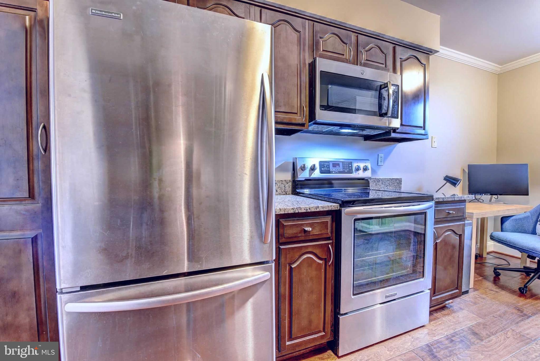 WATERGATE OF ALEXANDRIA - Residential Lease