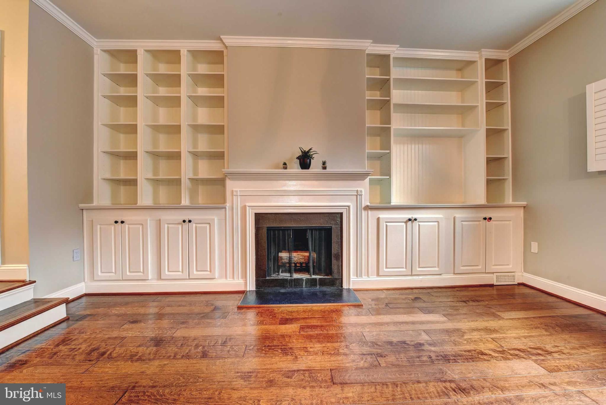 WATERGATE OF ALEXANDRIA - Residential Lease