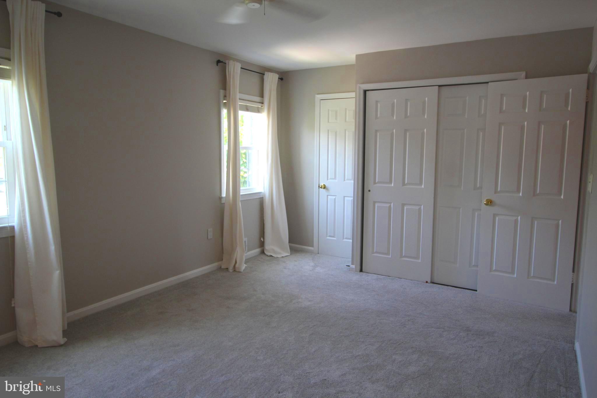 WATERGATE OF ALEXANDRIA - Residential Lease