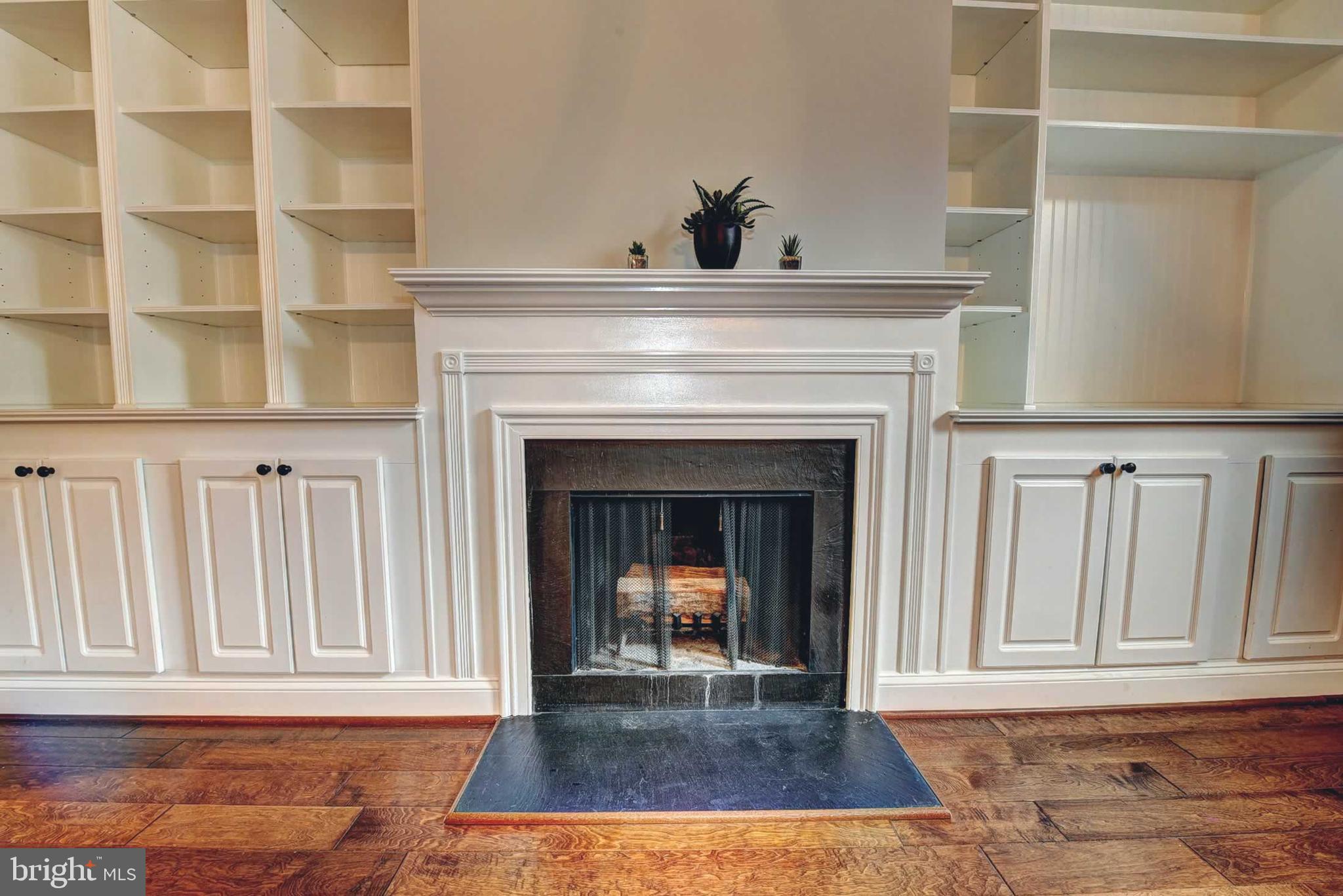 WATERGATE OF ALEXANDRIA - Residential Lease