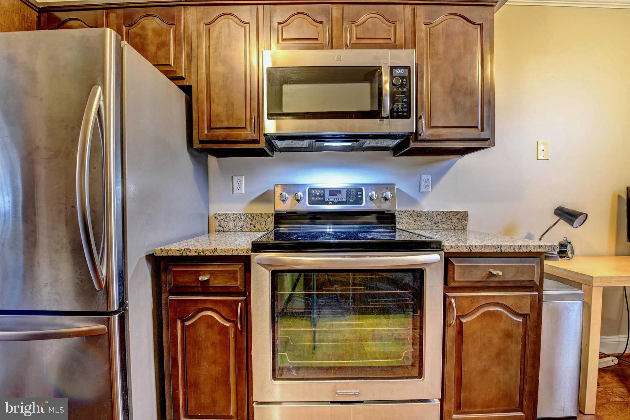 WATERGATE OF ALEXANDRIA - Residential Lease